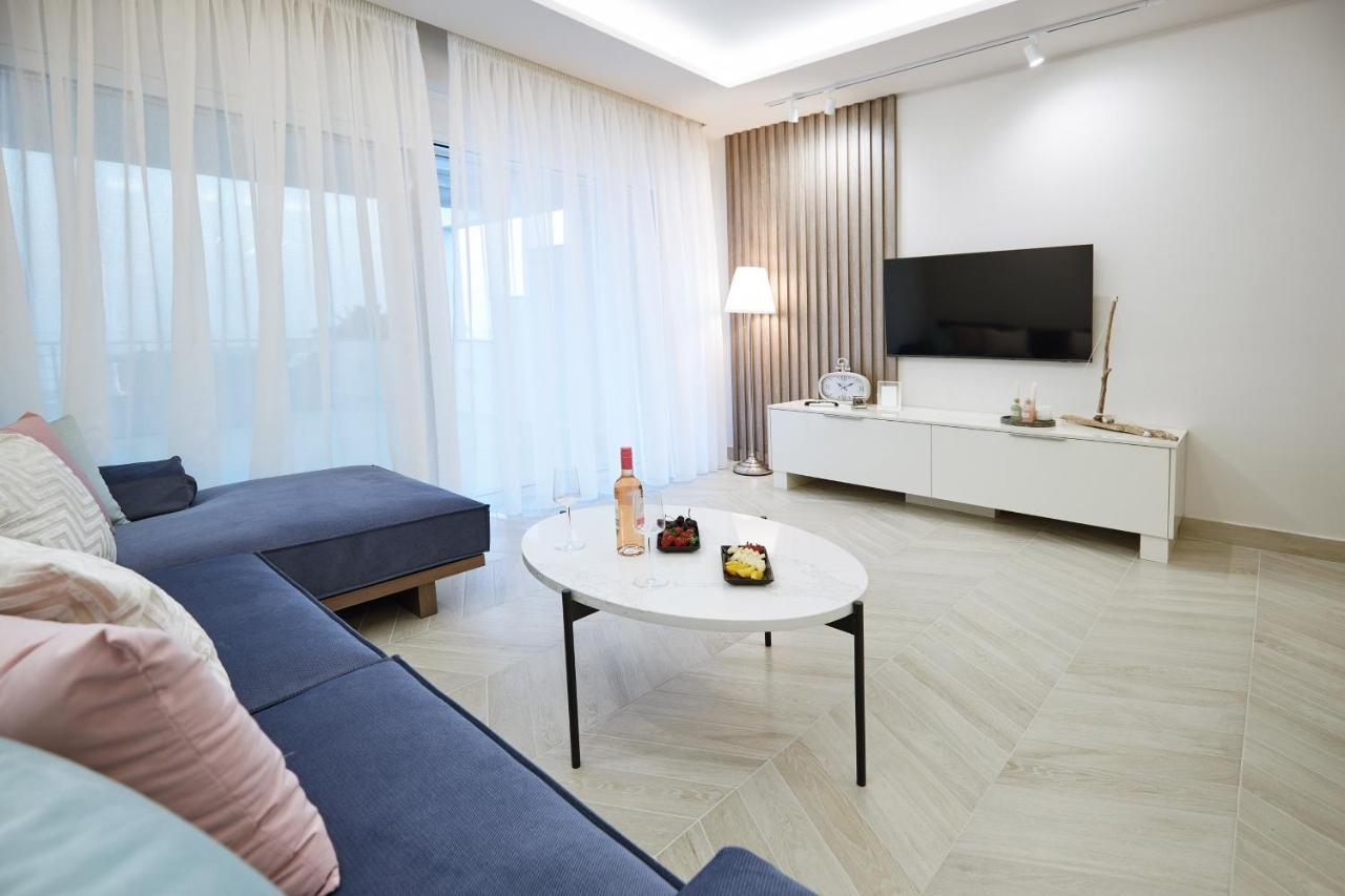 Horizon Seaside Living Apartment Nea Iraklitsa Exterior photo
